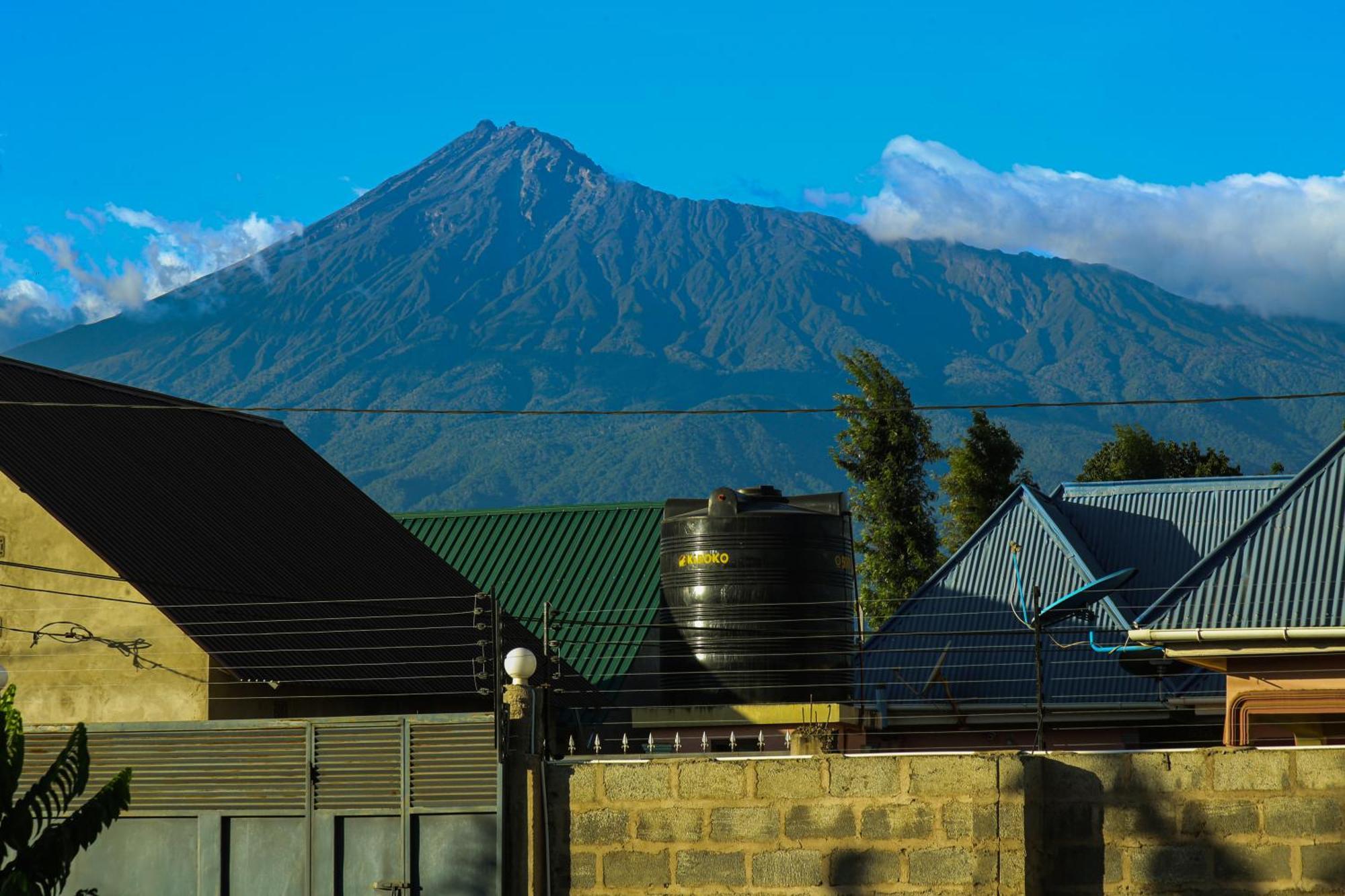 Hakuna Woga Inn Arusha Exterior photo